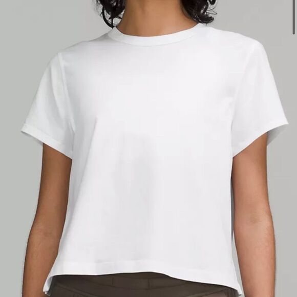 Lululemon Classic Fit blended Tee - Picture 1 of 4